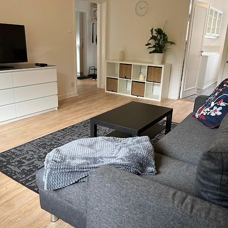 Flatin Erbjuder Laegenheter I Soedra Stockholm Apartamento Exterior foto