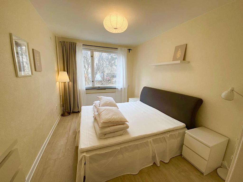 Flatin Erbjuder Laegenheter I Soedra Stockholm Apartamento Exterior foto