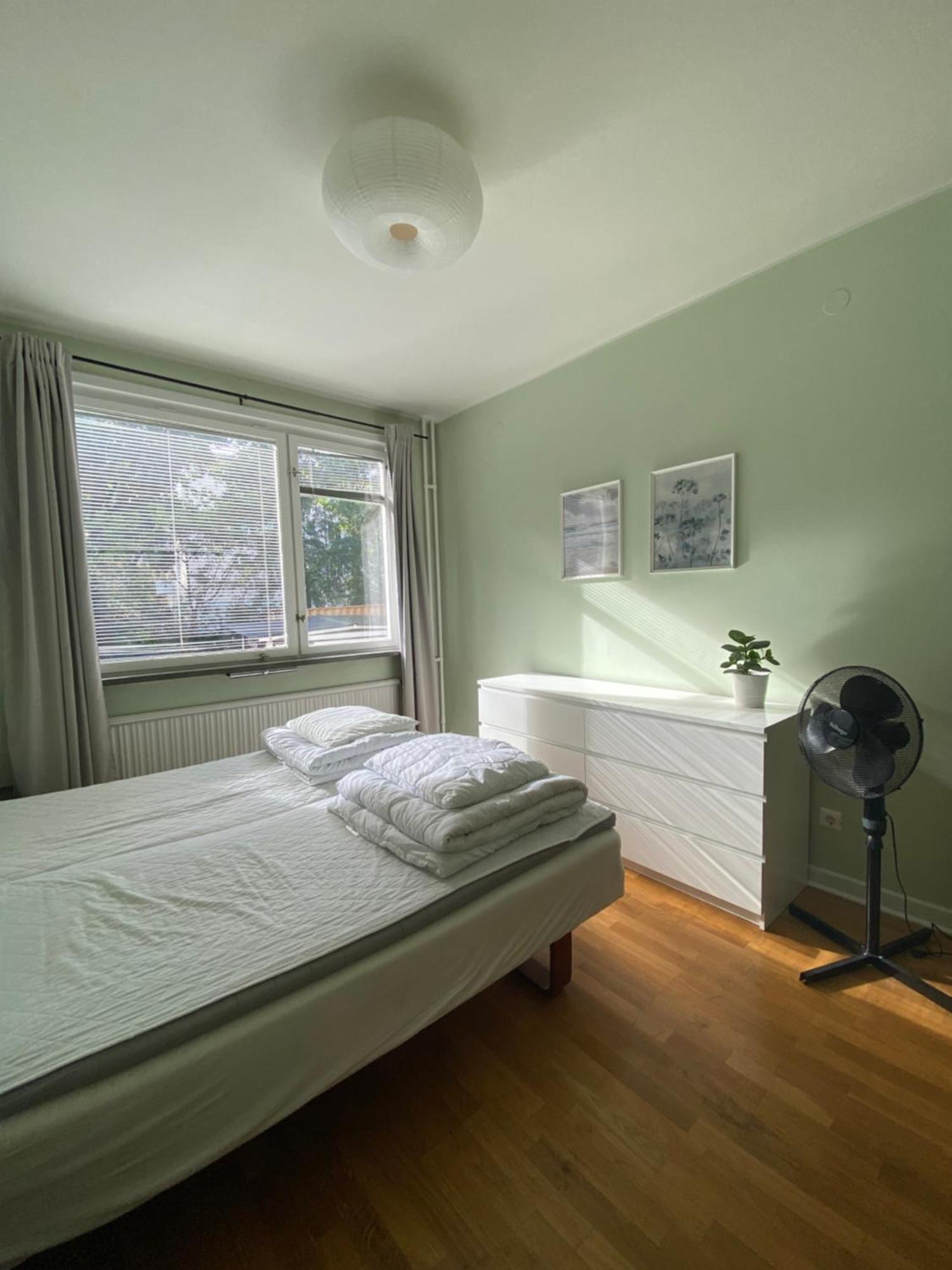 Flatin Erbjuder Laegenheter I Soedra Stockholm Apartamento Exterior foto