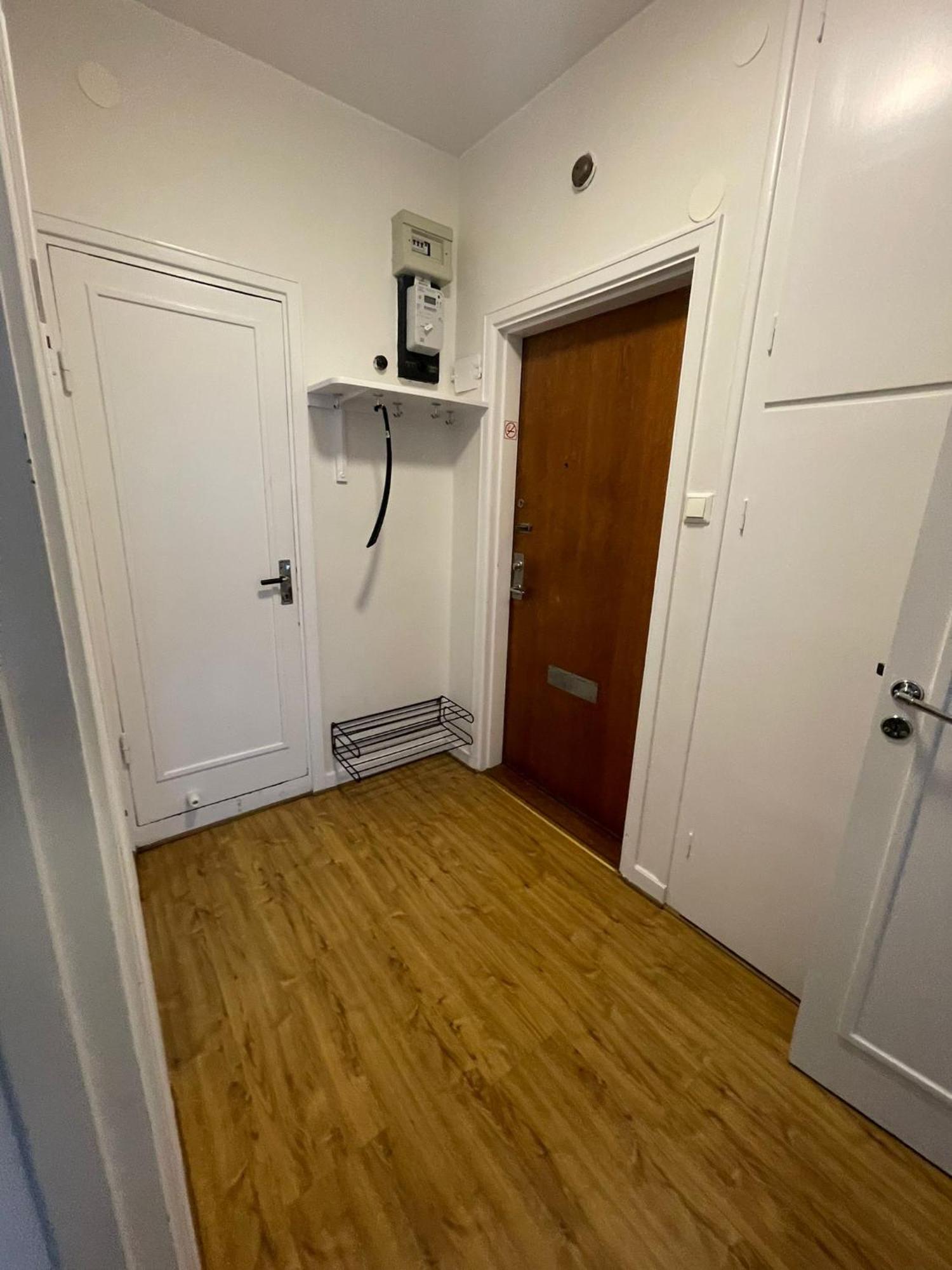 Flatin Erbjuder Laegenheter I Soedra Stockholm Apartamento Exterior foto