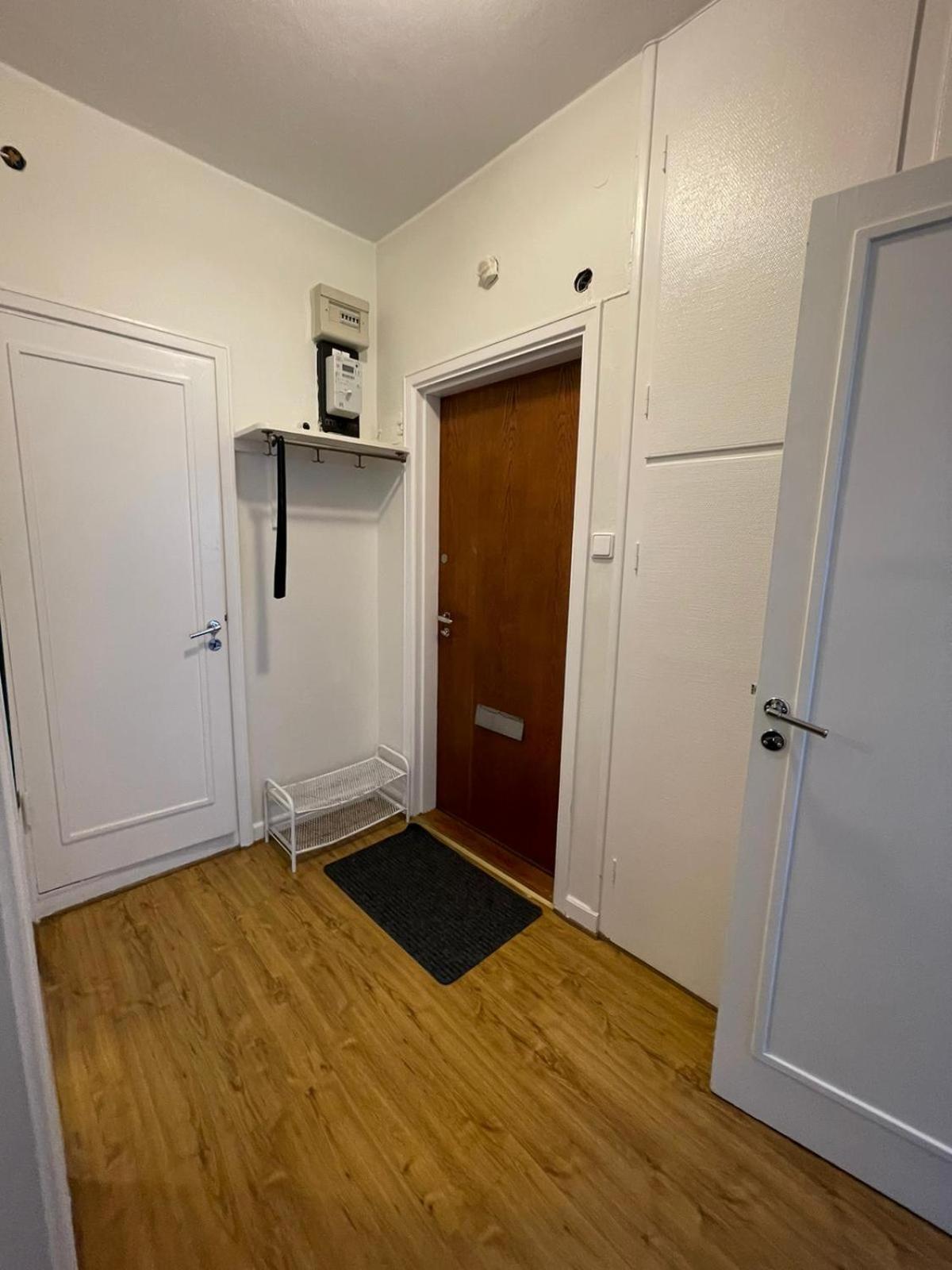 Flatin Erbjuder Laegenheter I Soedra Stockholm Apartamento Exterior foto