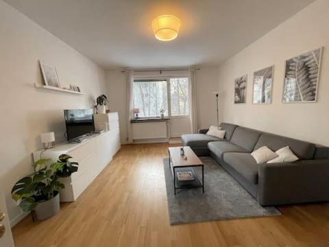 Flatin Erbjuder Laegenheter I Soedra Stockholm Apartamento Exterior foto