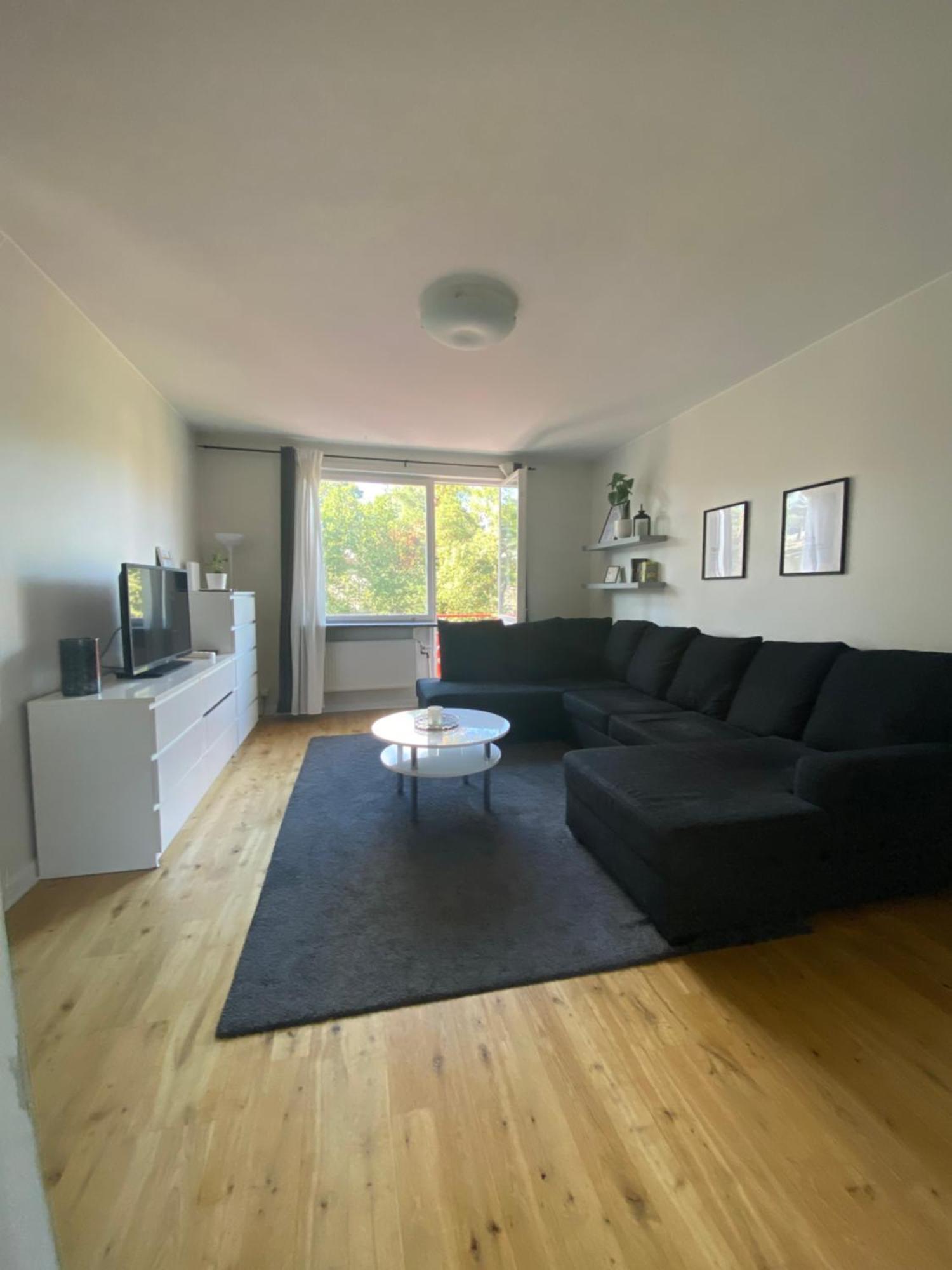Flatin Erbjuder Laegenheter I Soedra Stockholm Apartamento Exterior foto