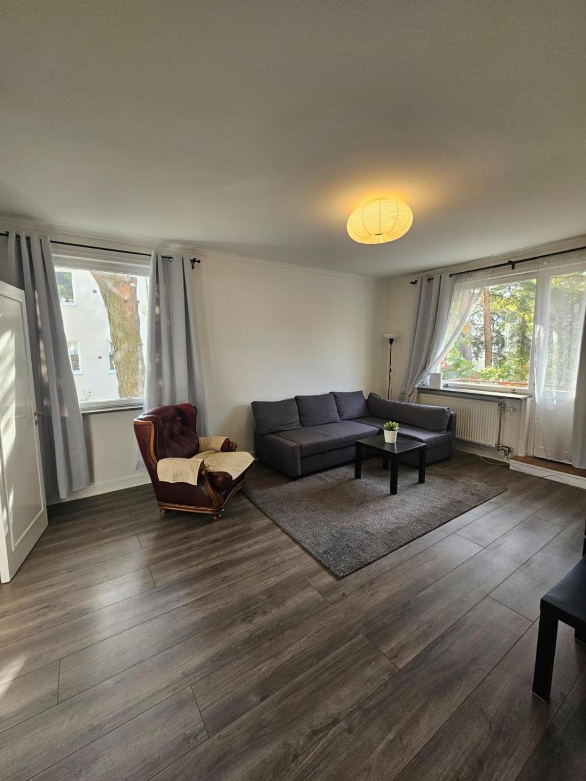 Flatin Erbjuder Laegenheter I Soedra Stockholm Apartamento Exterior foto